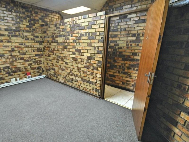 Building for sale - Vanderbijlpark CBD - Photo 6
