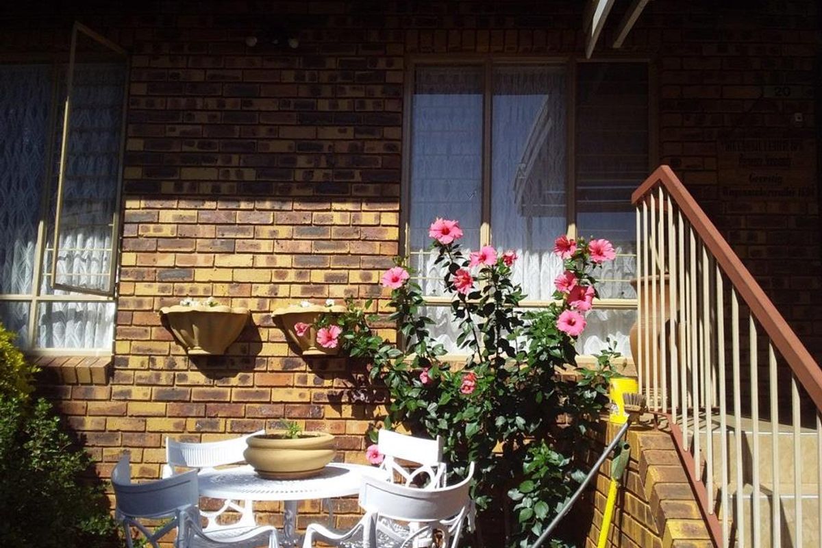 Townhouse for sale in Amandasig, Akasia - Photo 5