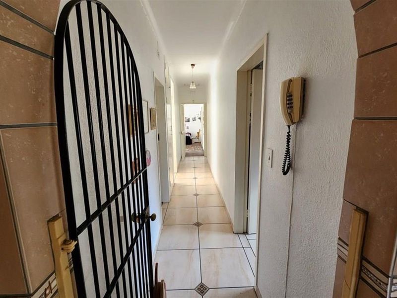 Charming Family Home with Flatlet Potential in Sunair Park - Photo 10