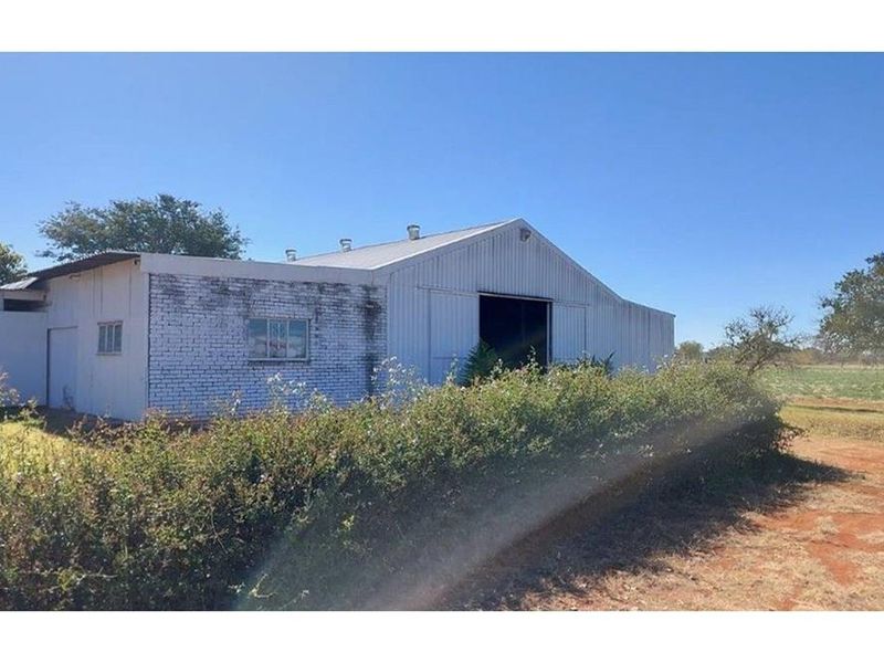 17 ha Small holding with abundant water for sale in Bela Bela Rural, Bela Bela - Photo 6