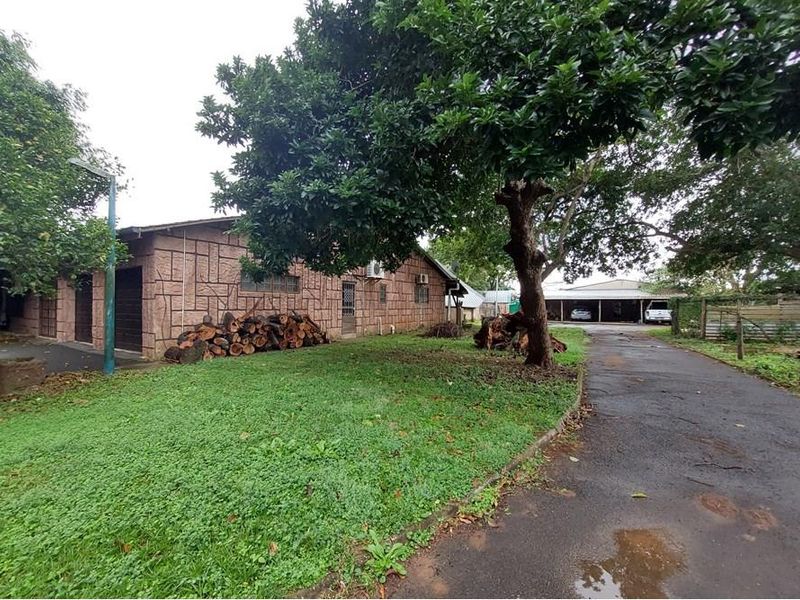 House and Commercial property For Sale in Kwambonambi, KwaZulu Natal - Photo 1