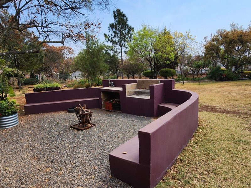 Farm For Sale in Broederstroom, Hartbeespoort, North West - Photo 2