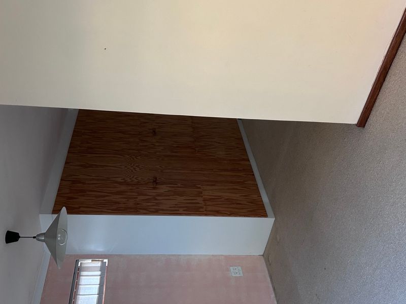 2 Bedroom House in Clovelly - Photo 5