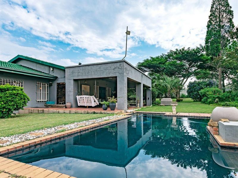 Spacious 4 bedroom house with relaxing country vibe - Photo 1