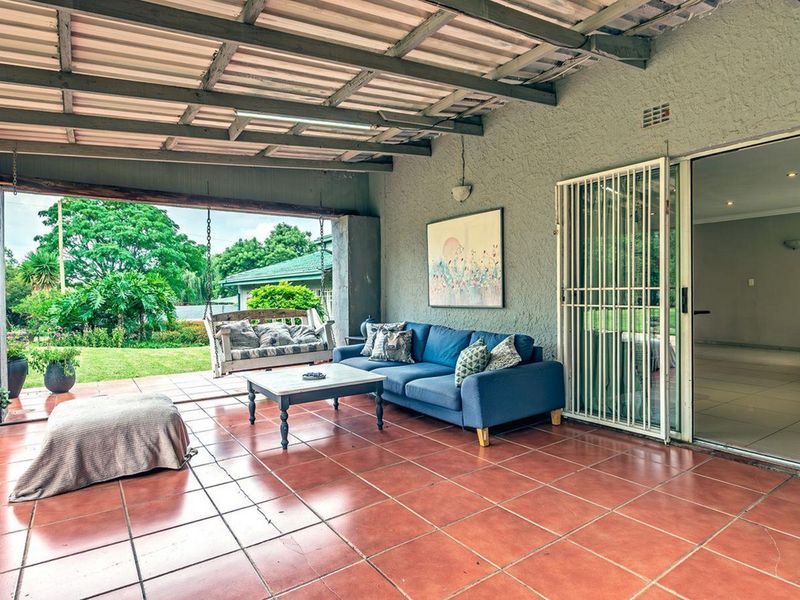 Spacious 4 bedroom house with relaxing country vibe - Photo 4