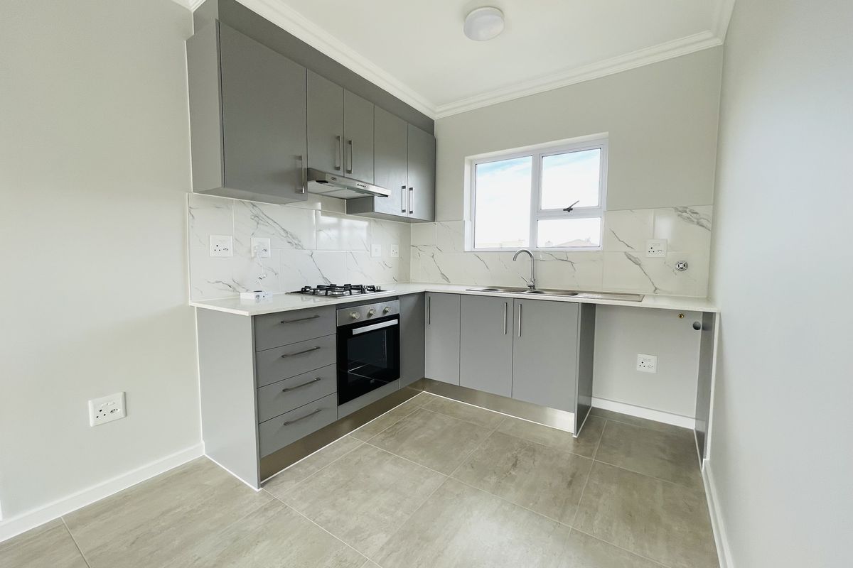 Secure 2-bedroom And 1-bathroom Apartment In Whitehall Way, Milnerton Rural - Photo 3