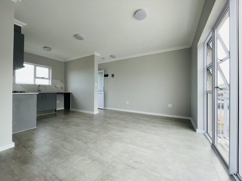 Secure 2-bedroom And 1-bathroom Apartment In Whitehall Way, Milnerton Rural - Photo 5