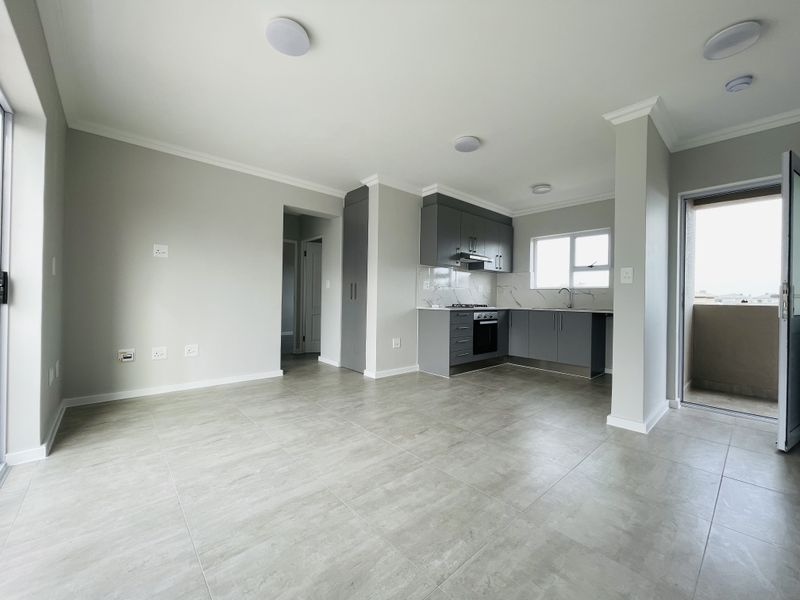 Secure 2-bedroom And 1-bathroom Apartment In Whitehall Way, Milnerton Rural - Photo 4