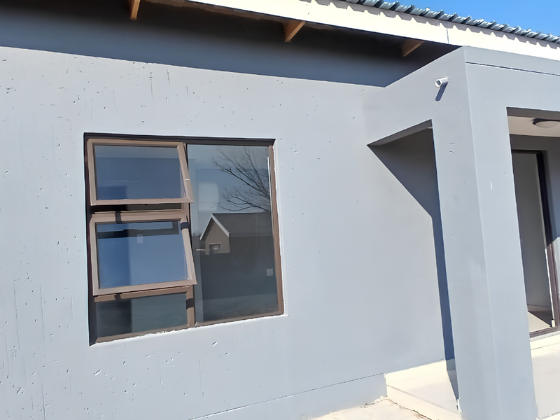 Secure Cottage In Hamelberg Street - Photo 8