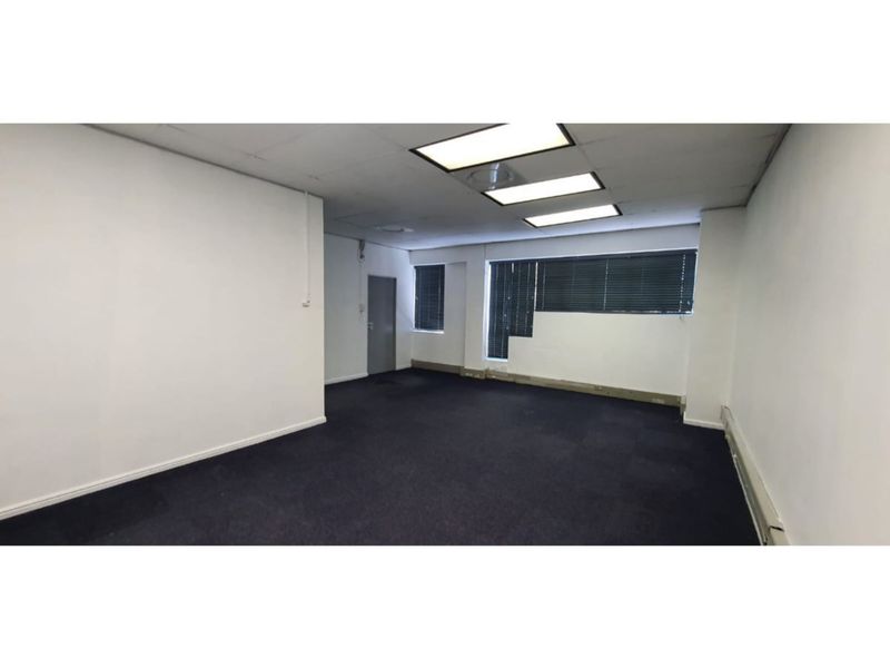 Office Space To Rent In Gatesville - Photo 3