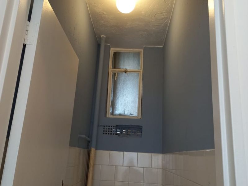 Secure 1-Bedroom Flat In Primrose Terrace, Berea - Photo 9