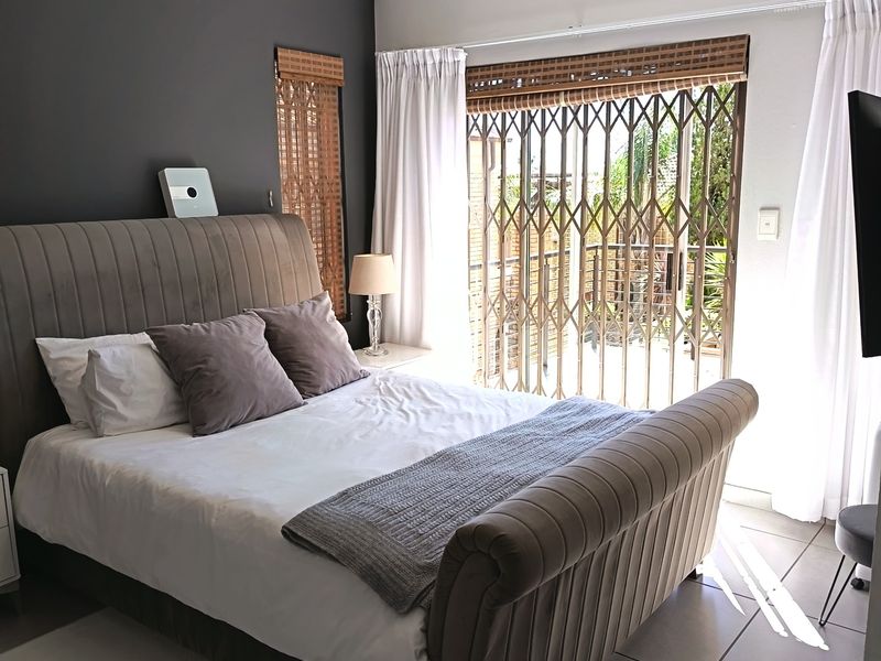 Secure 3-bedroom And 2-bathroom Duplex In Flora Haase Road, Amorosa - Photo 9