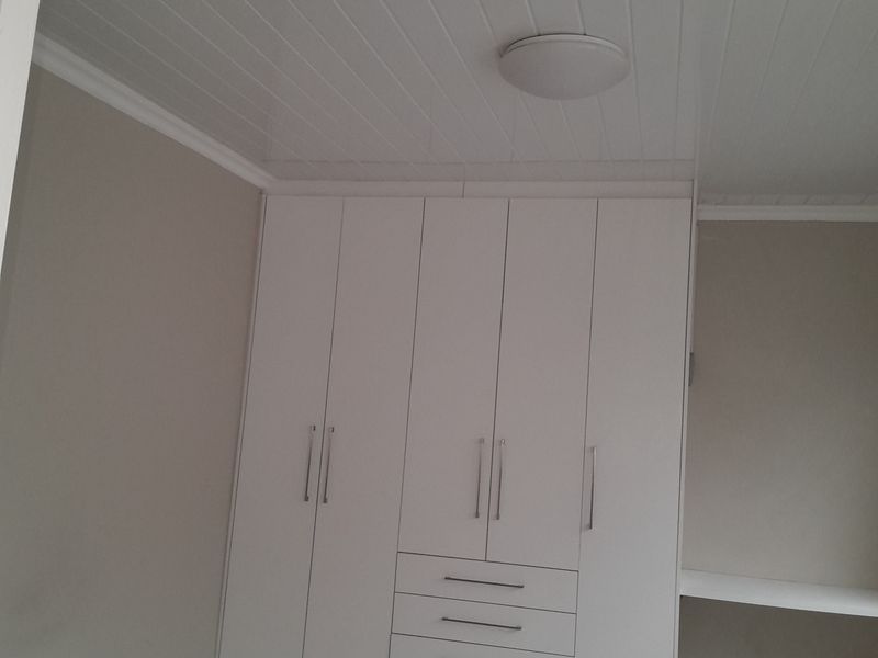 Craven Avenue, Athlone - Photo 9