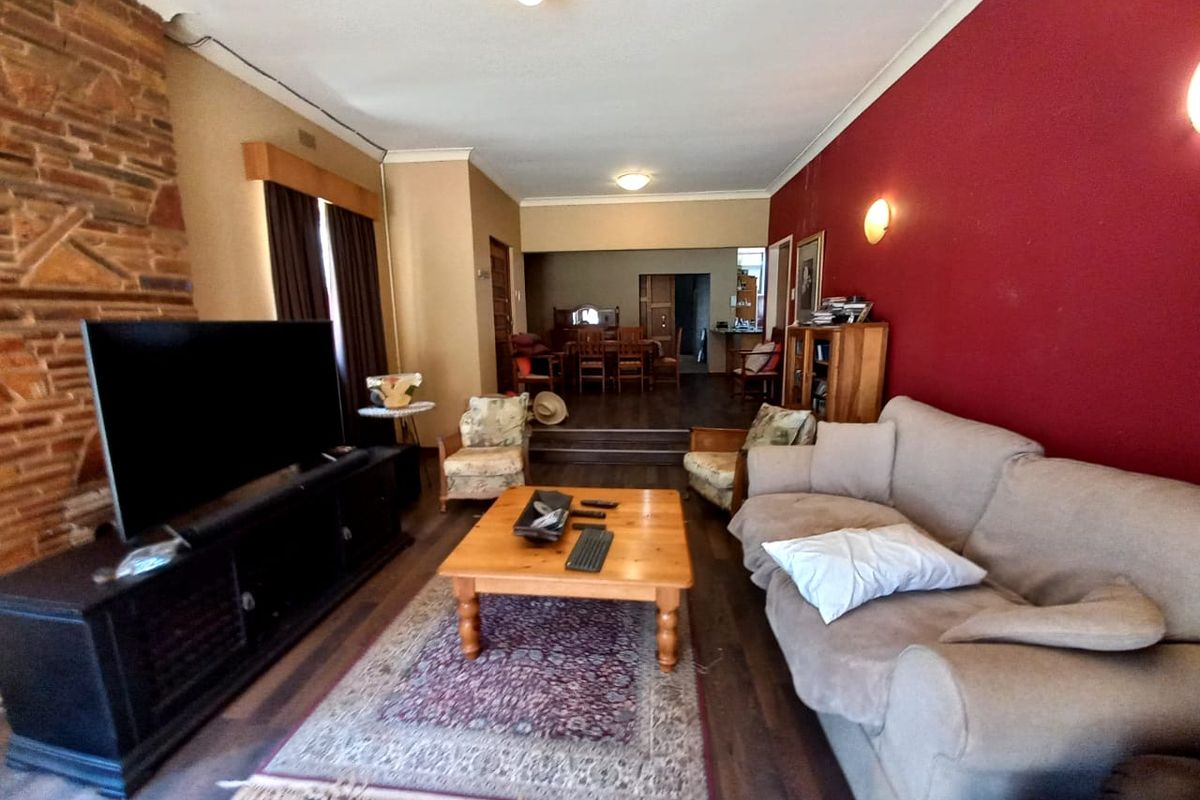 Beautiful, Spacious 4 Bed 2,5 Bath Home With Big Garden. - Photo 4