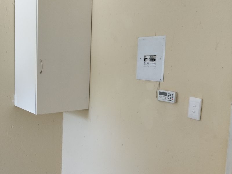 Newly Built Secured 1-bedroom And 1-bathroom Bachelor Apartment - Photo 3