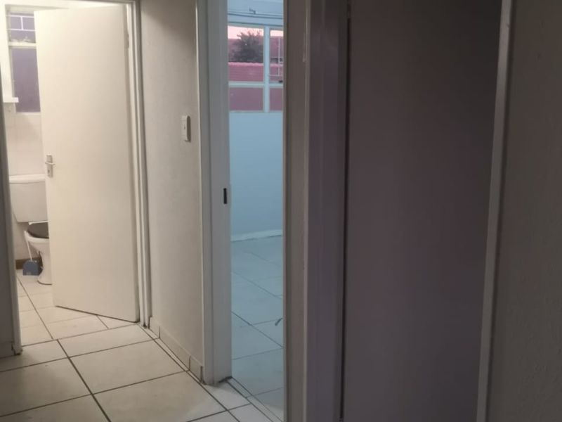 Secure 2-bedroom And 1-bathroom Apartment In Birch Acres - Photo 9