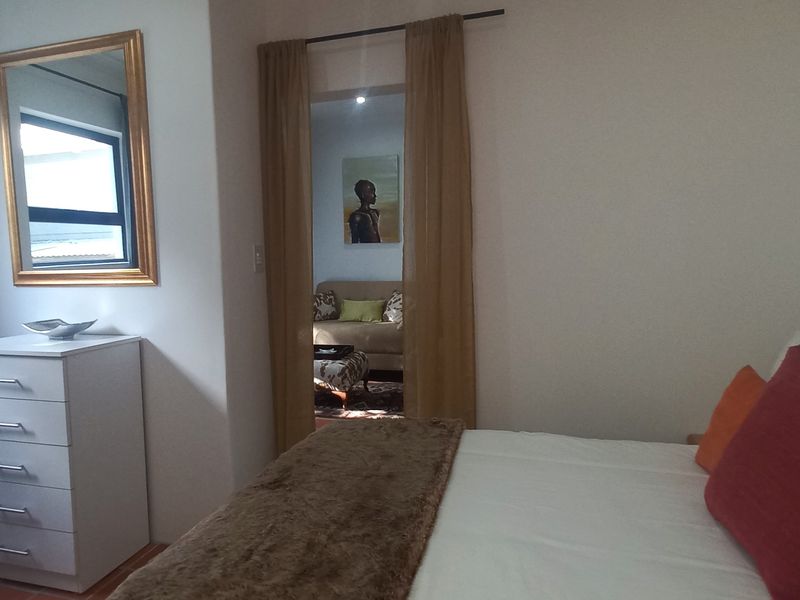 Modern 1 Bedroom, 1 Bath New Build Apartment Ideal For Single Professional - Photo 8