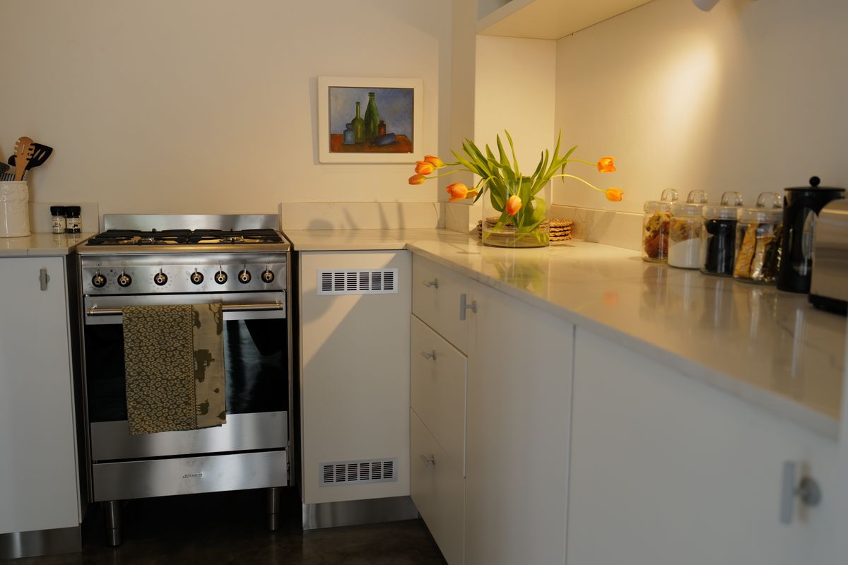 Secure 1-bedroom Apartment In Windsor Road, Kalk Bay - Photo 5