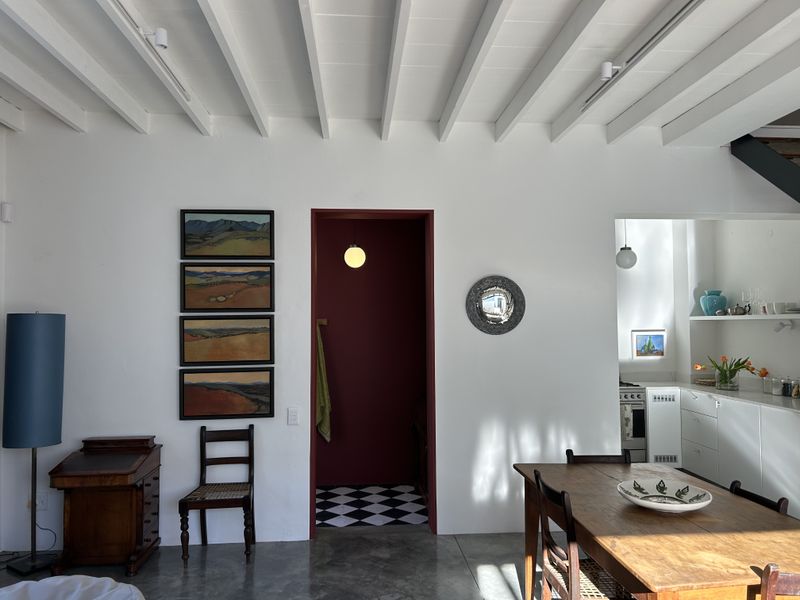 Secure 1-bedroom Apartment In Windsor Road, Kalk Bay - Photo 3