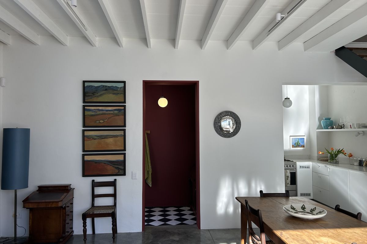 Secure 1-bedroom Apartment In Windsor Road, Kalk Bay - Photo 3