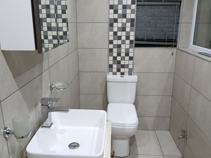 Secure Apartment In Malvern - Photo 4