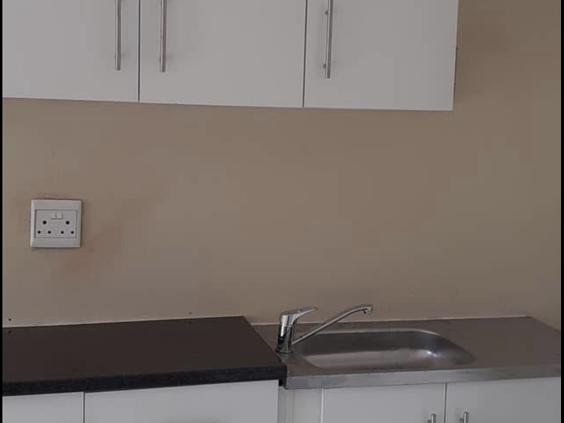 Secure Cottage / Bachelor Unit For Rent - Photo 6