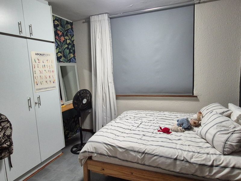 Secure 1-Bedroom Apartment In Bell Road, Kenilworth - Photo 10