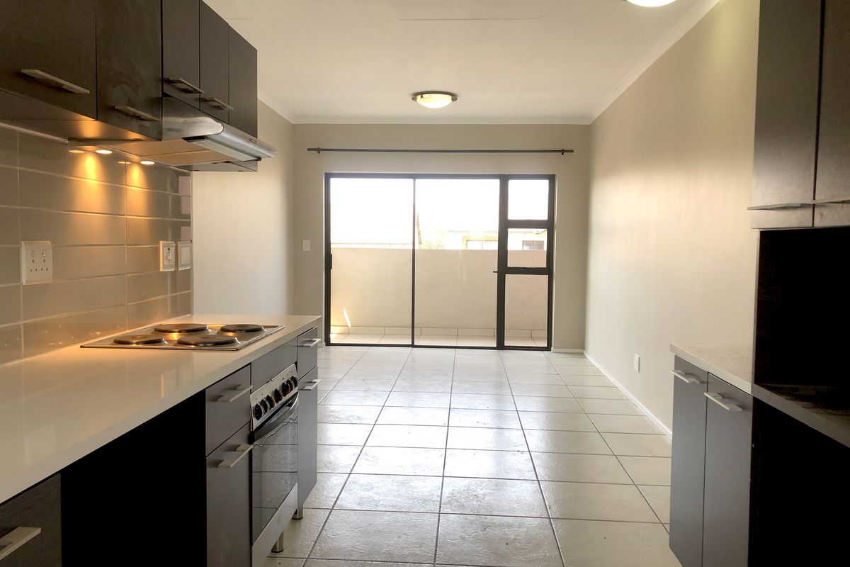 Modern 2-bedroom And 2-bath Apartment In Noordwyk - Photo 3