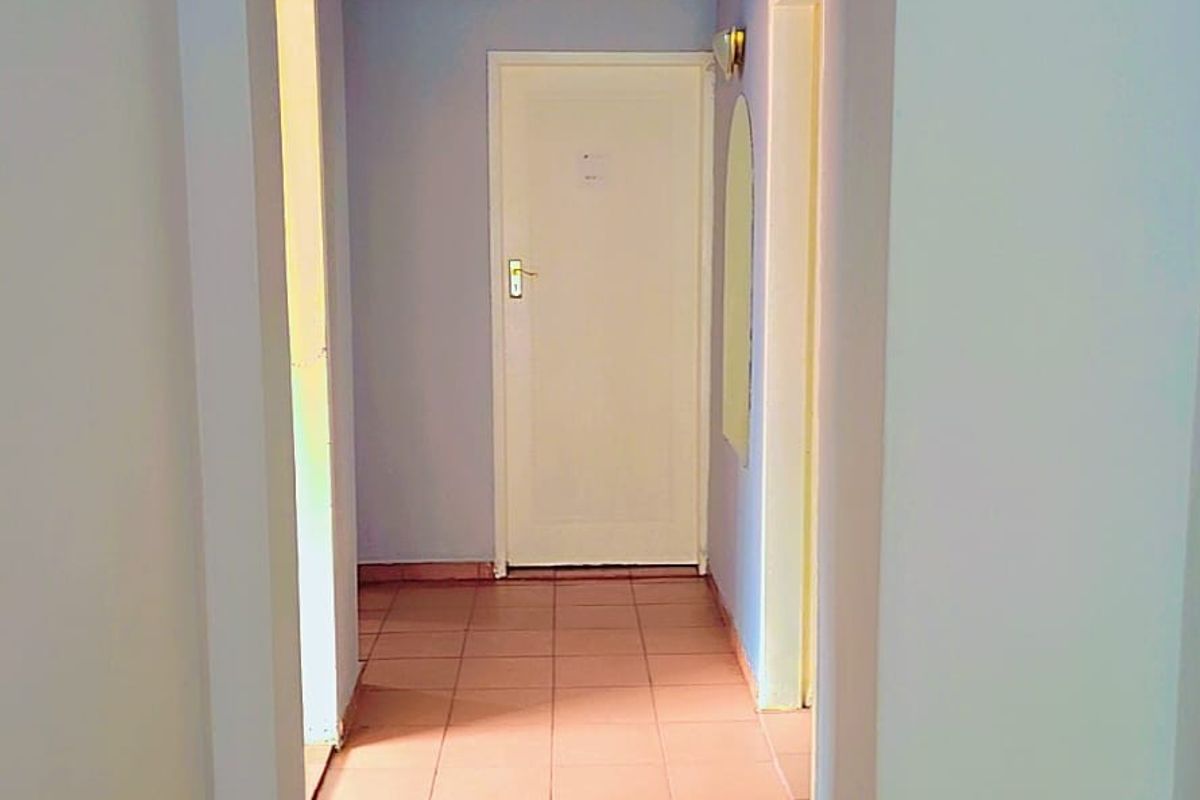 Furnished Room With Own Bathroom - Photo 3