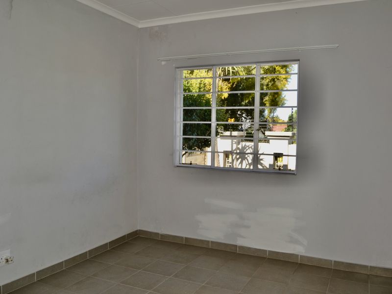 Secure 2-Bathroom And 1-Bathroom Apartment In 6th Avenue, Northmead - Photo 7