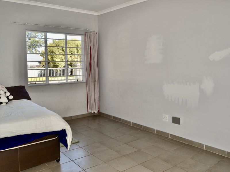 Secure 2-Bathroom And 1-Bathroom Apartment In 6th Avenue, Northmead - Photo 8