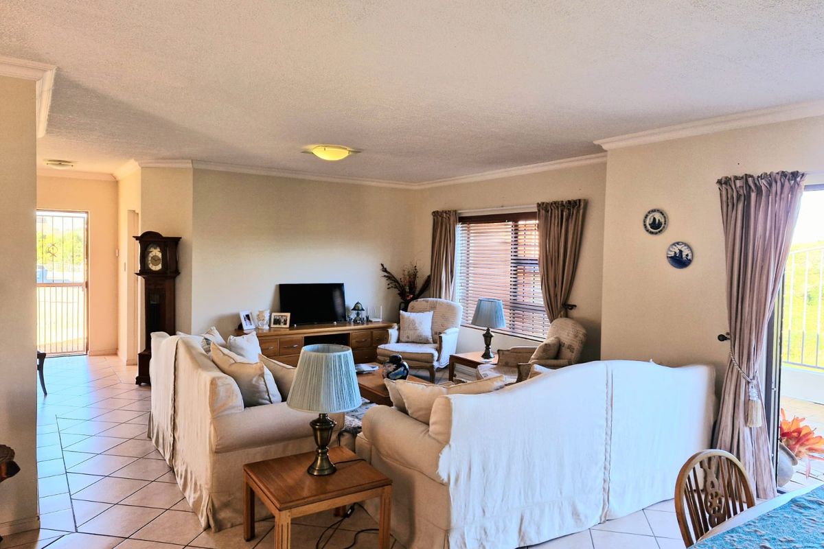 Secure 3-bedroom And 2-bathroom Townhouse In Bonsai Close, Dormehls Drift - Photo 5