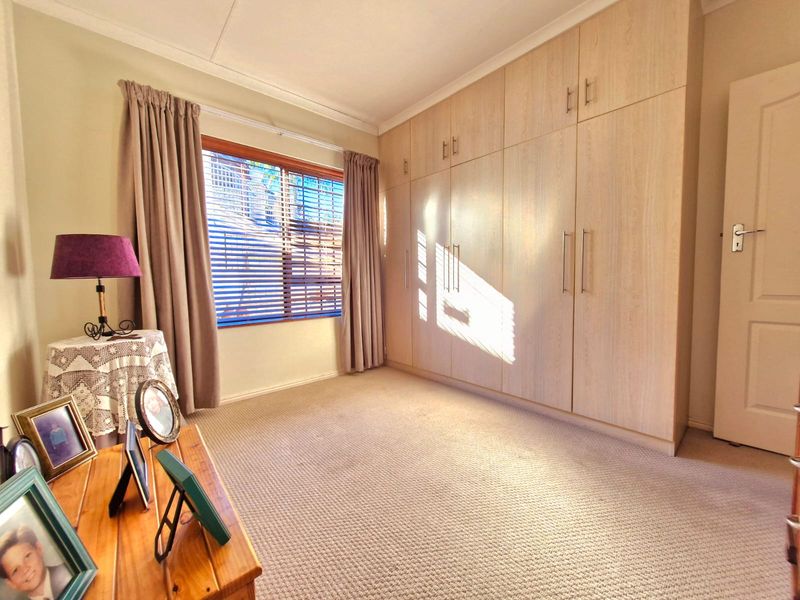 Secure 3-bedroom And 2-bathroom Townhouse In Bonsai Close, Dormehls Drift - Photo 10