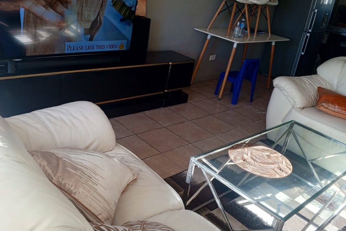 Secure 2-Bedroom Apartment In Vorna Village - Photo 4