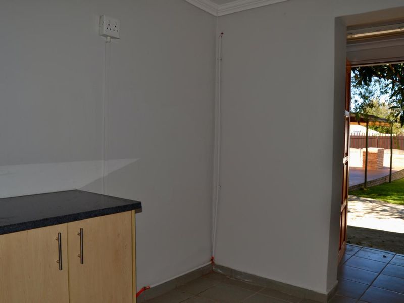 Belhambra Road, Primrose - Photo 3