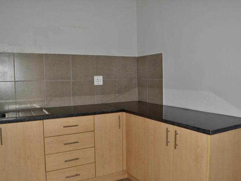 Belhambra Road, Primrose - Photo 4