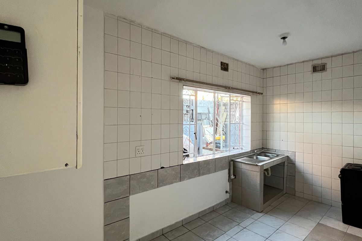 Cornwall Street, Turffontein - Photo 3