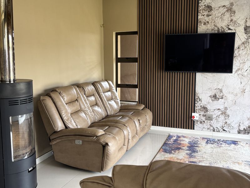 5 Bedroom House In Eye Of Africa Luxury Home - Photo 8