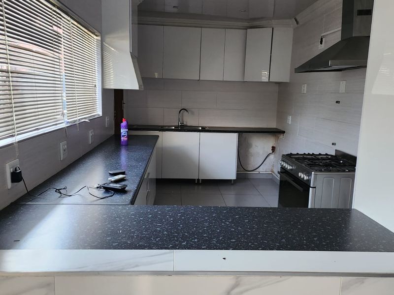 99 Swartgoud - Photo 2