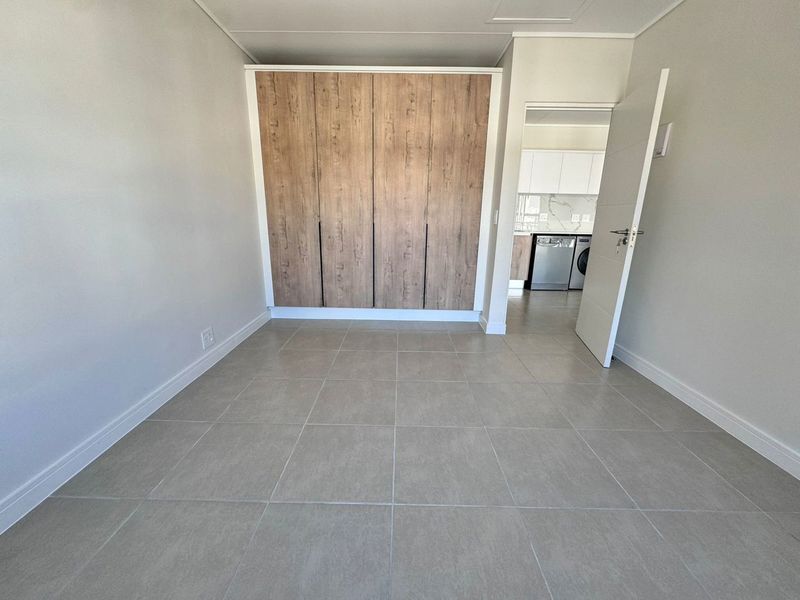 Partly Furnished 1 Bedroom Apartment. Perfect For Working Professional - Photo 7