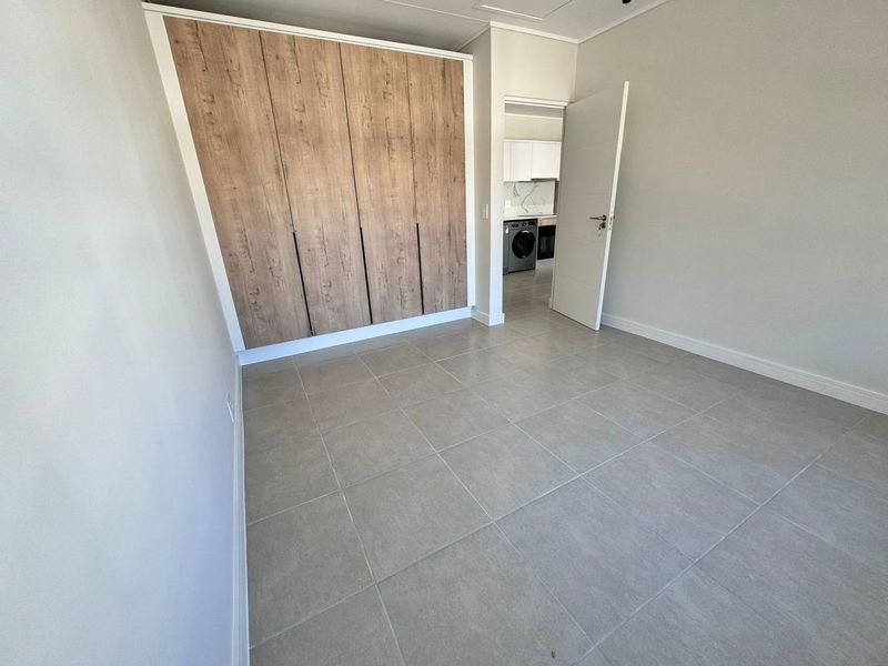Partly Furnished 1 Bedroom Apartment. Perfect For Working Professional - Photo 6