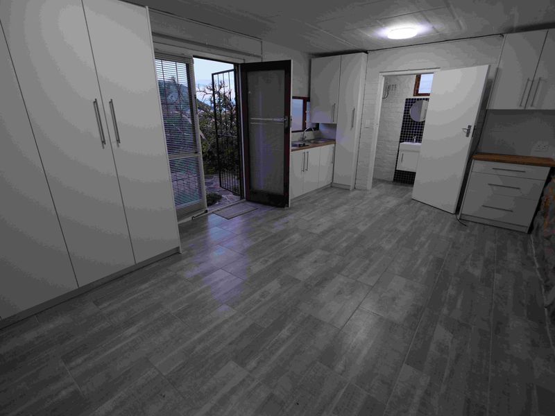 Charming Bachelor Flat To Rent – Fish Hoek - Photo 3