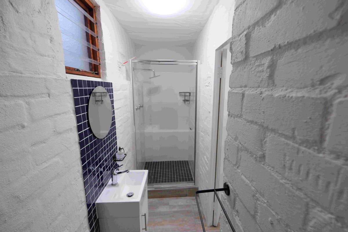 Charming Bachelor Flat To Rent – Fish Hoek - Photo 5