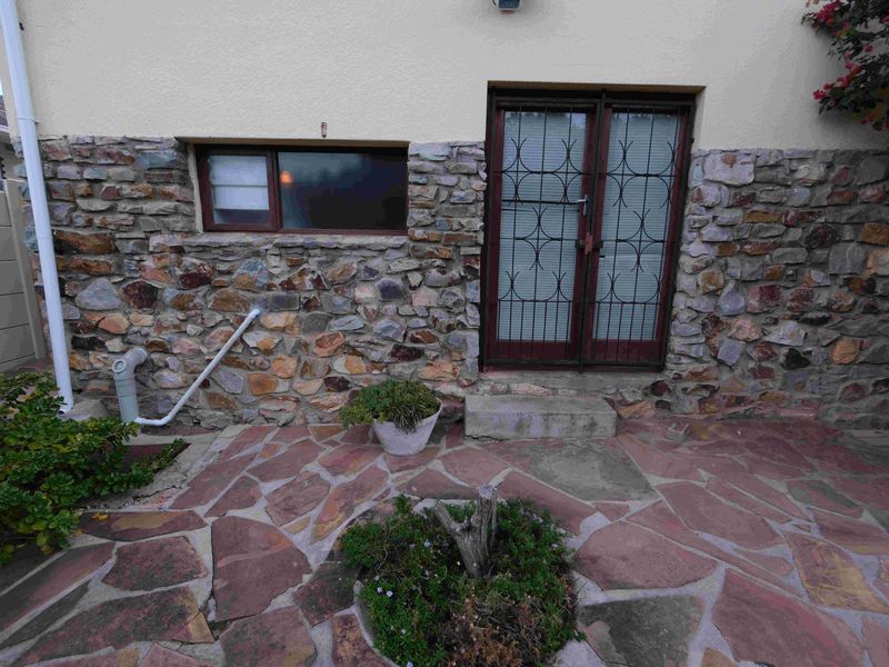 Charming Bachelor Flat To Rent – Fish Hoek - Photo 10