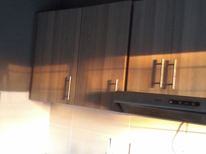 Spacious 2,5-bedroom  And 1-bathroom Apartment In Lombardy East - Photo 4