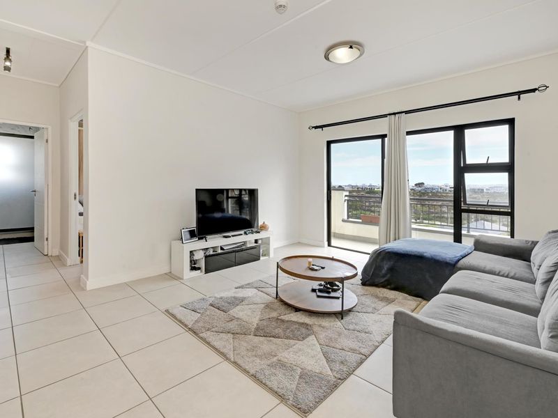 Large Luxury 1 Bedroom And 1 Bath Apartment In Fynbos Lifestyle Estate - Photo 7