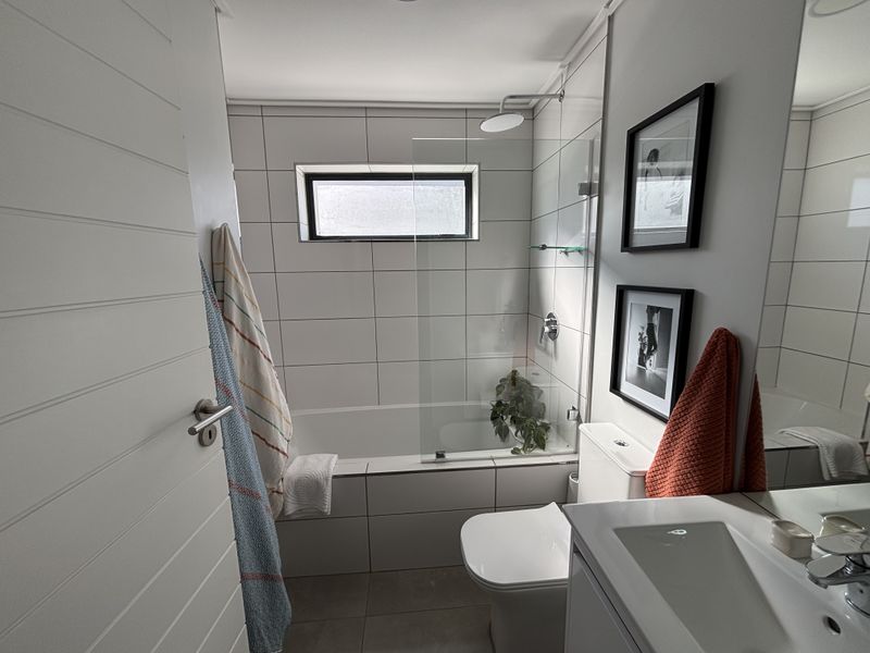 Newly Built Modern Townhouse In Newinbosch - Photo 6