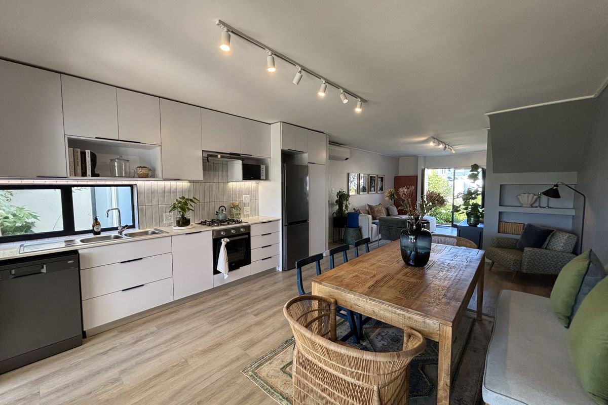 Newly Built Modern Townhouse In Newinbosch - Photo 2
