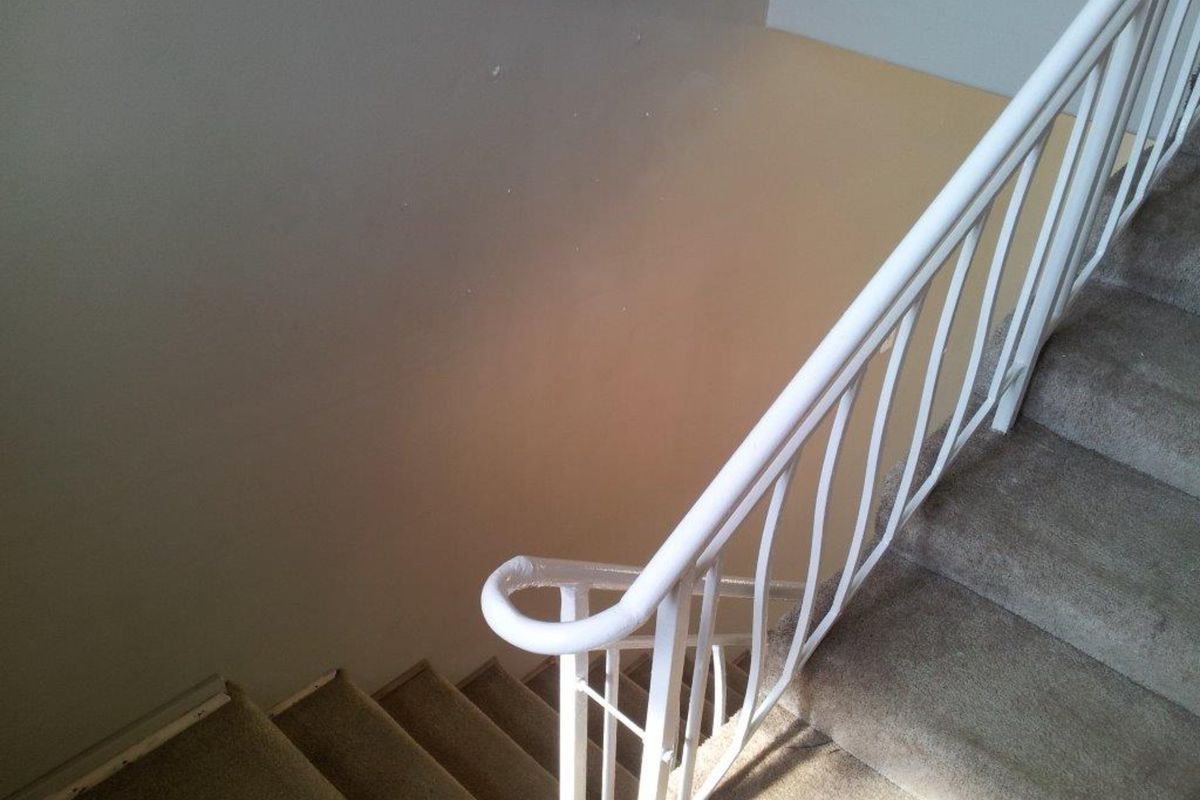 Secure 2-bedroom Duplex With Prepaid Electricity & Garage In Strubenvale - Photo 4