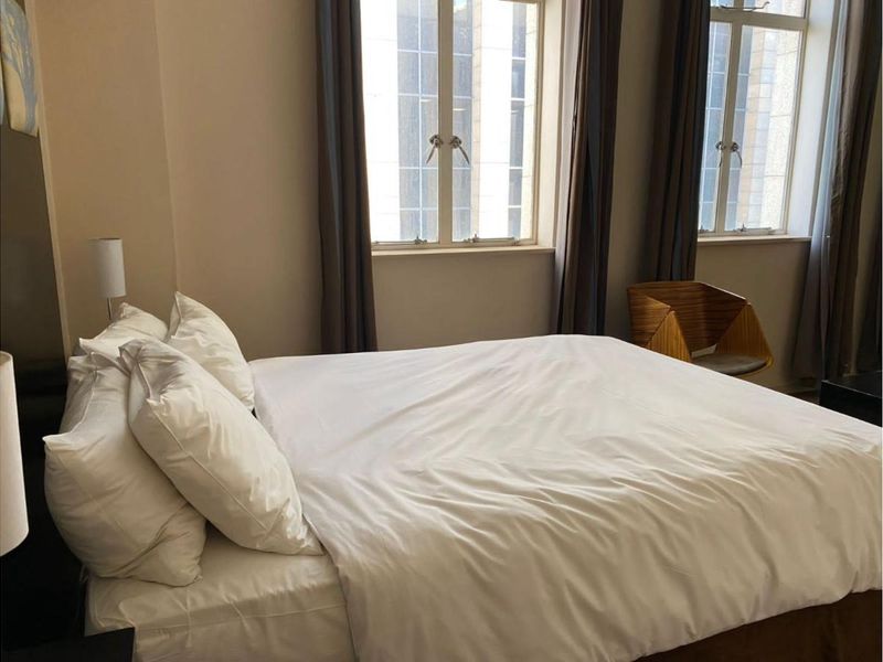 Secure 1-Bedroom And 1-Bathroom Apartment In Mapungubwe Hotel - Photo 7